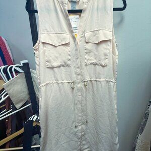 H&M SIZE 8 COLOR BEIGE